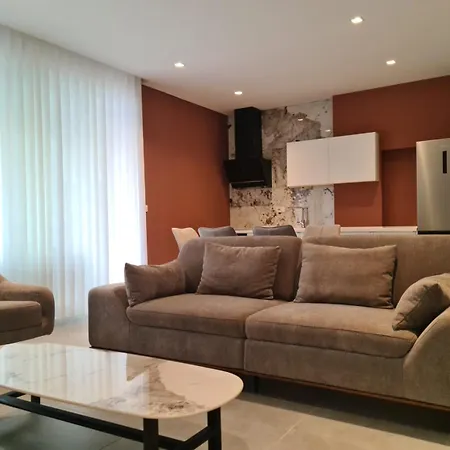 Blue Harmony Lalzi Bay شقة