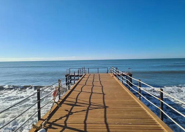 Blue Harmony Lalzi Bay